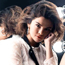 daily selena gomez gifs