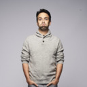 Lin-Manuel Miranda's Grey sweater