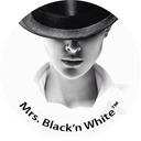  Mrs. Black'n White™